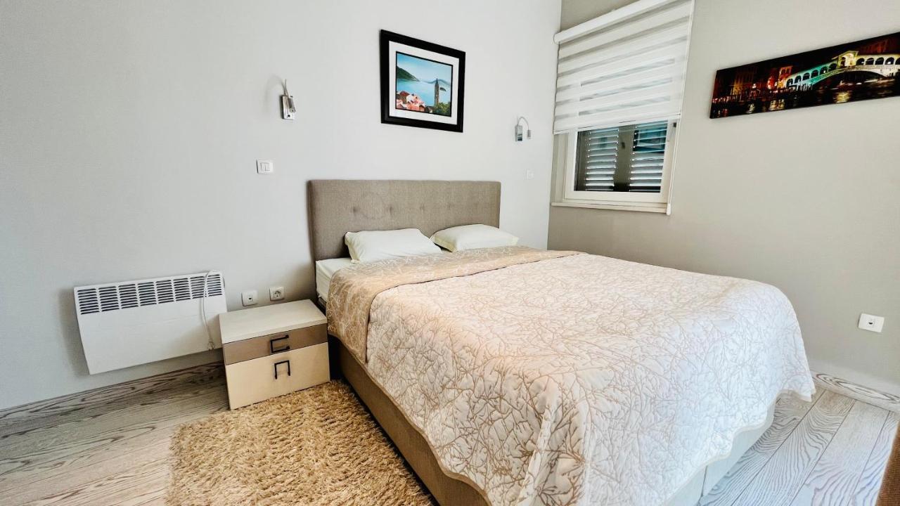 Appartamento Melodia del Mare Cattaro Esterno foto