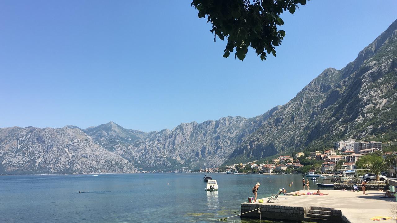 Appartamento Melodia del Mare Cattaro Esterno foto
