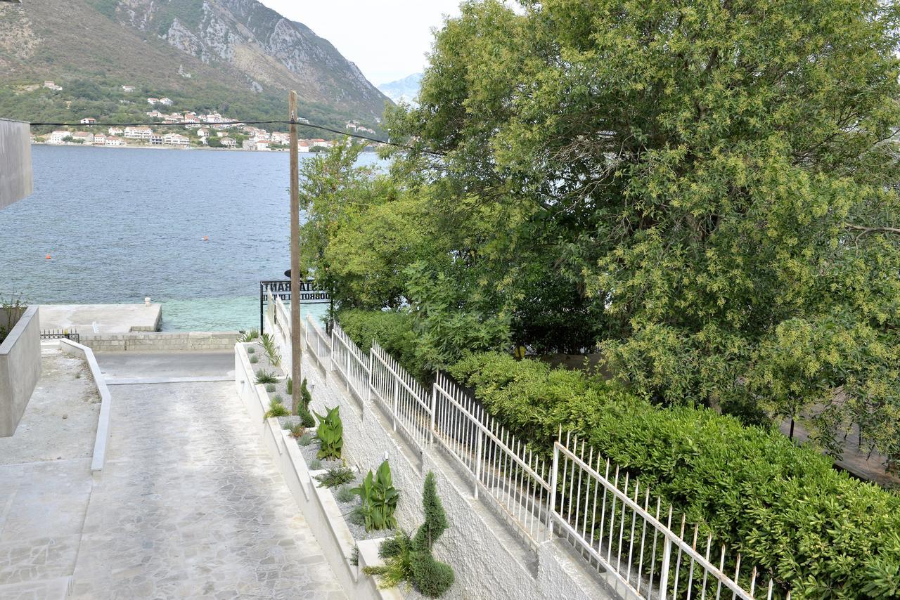Appartamento Melodia del Mare Cattaro Esterno foto