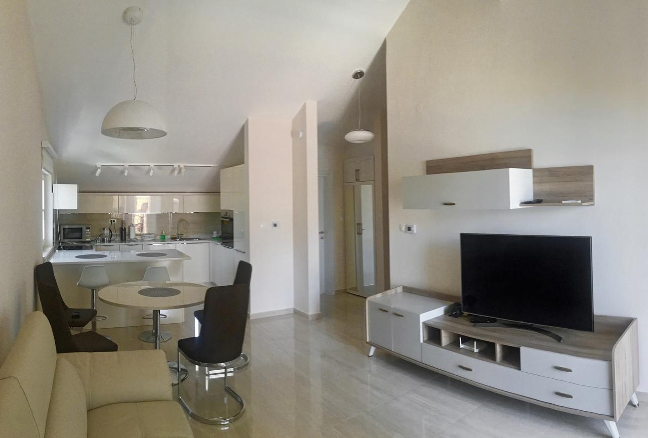 Appartamento Melodia del Mare Cattaro Esterno foto