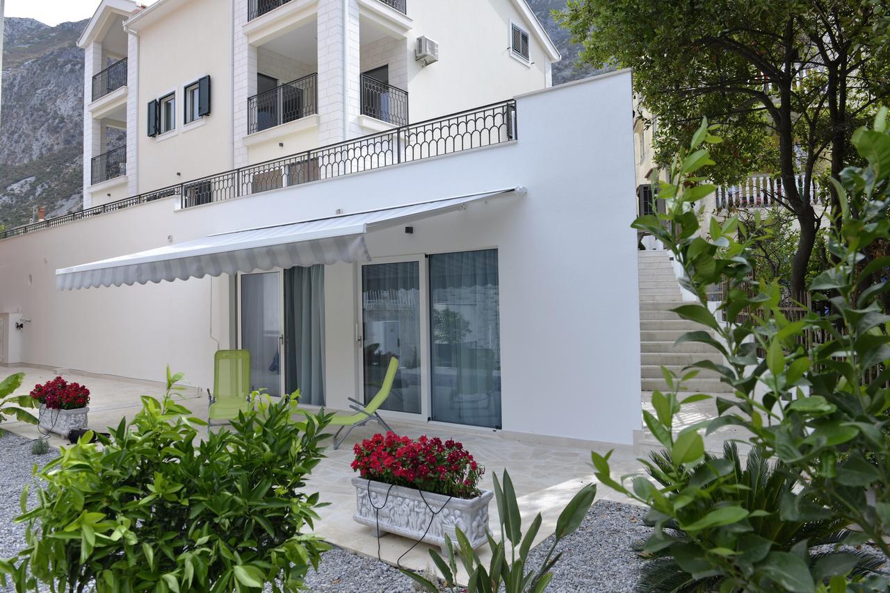 Appartamento Melodia del Mare Cattaro Esterno foto