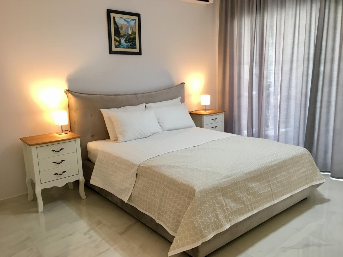 Appartamento Melodia del Mare Cattaro Esterno foto